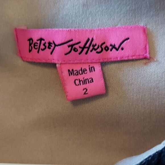 Betsey Johnson Black Lace Dress Size 2 EUC - Picture 3 of 6